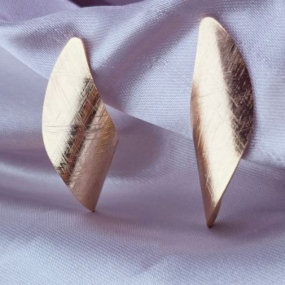 Imagen de Arete Hoja de Oro Delicada