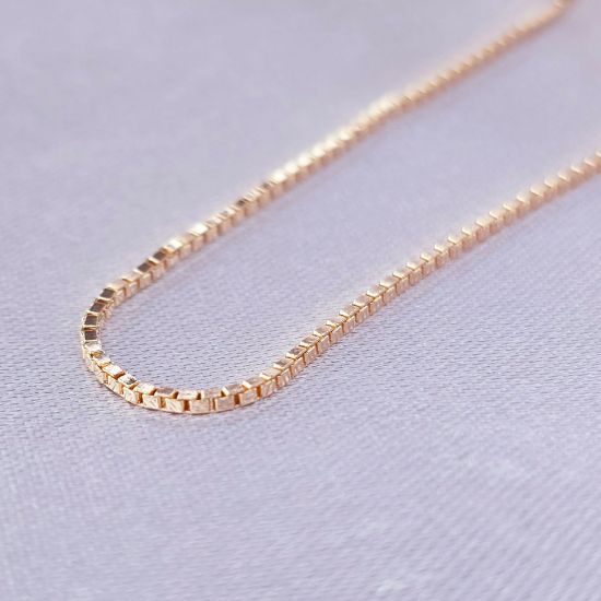 Imagen de Cadena Tejido Bismark o Cubos Oro Dorado  6002