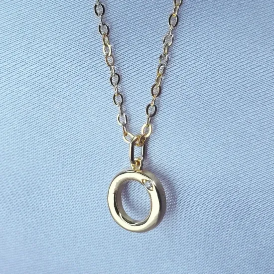 Imagen de Collar con Pequeño Brillo Inicial O Talla 4501