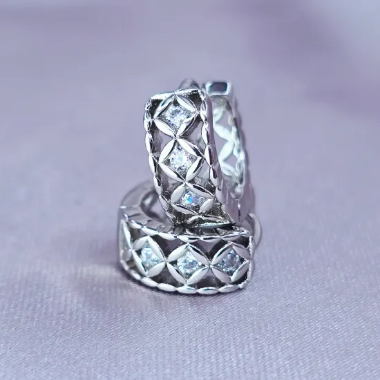 Imagen de Huggie Diseño Calado