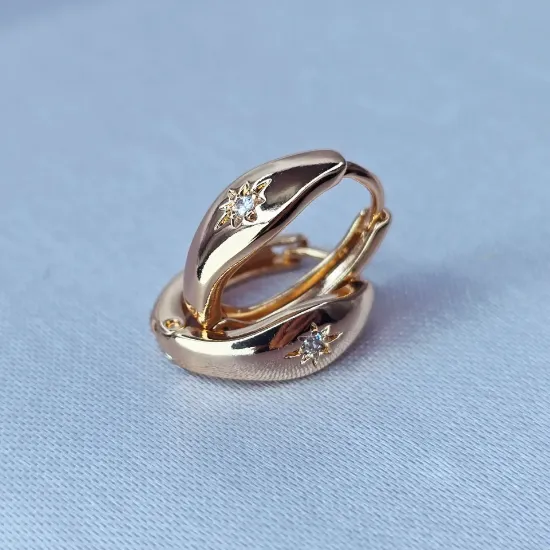 Imagen de Gold Rope Huggie