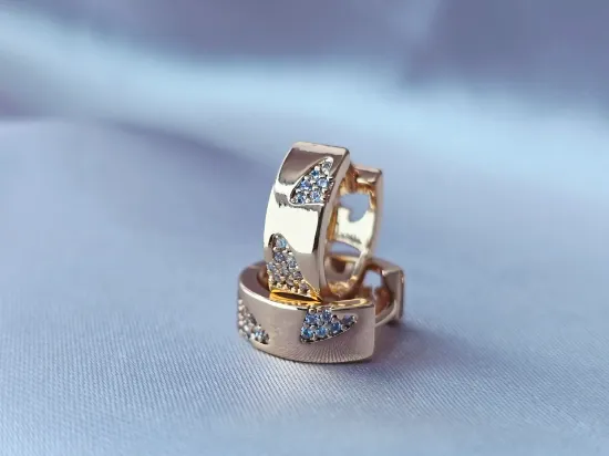 Imagen de Huggie Dos Triángulos Perfectos