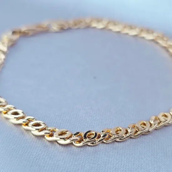 Imagen de Pulsera Eslabones Pretzel Oro Dorado Talla 1803
