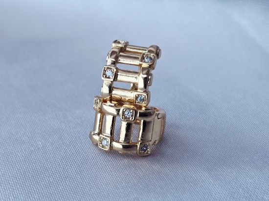 Imagen de Huggie Escalera de Lujo