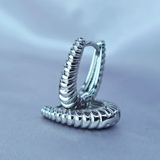 Imagen de Huggie Merengue de Oro Blanco