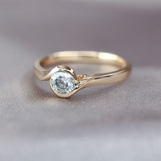 Imagen de Anillo Abrazo con Luz